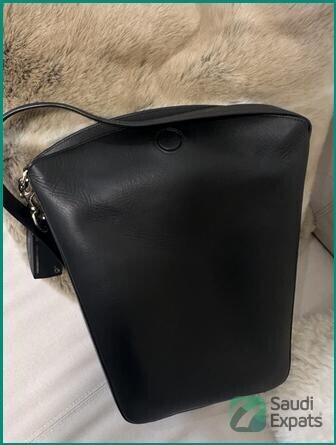 massimo-dutti-black-leather-bag-new-big-2