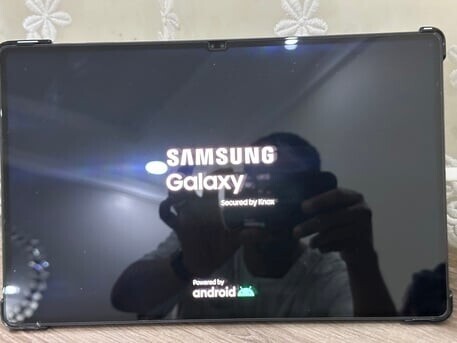 samsung-galaxy-tab-s9-ultra-12gb-ram-256gb-storage-graphite-2023-big-1