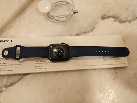 apple-watch-series-6-44mm-gps-for-sale-700-sar-in-riyadh-big-4