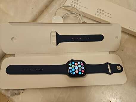 apple-watch-series-6-44mm-gps-for-sale-700-sar-in-riyadh-big-2
