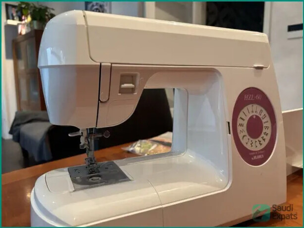 juki-hzl-60-sewing-machine-for-sale-in-riyadh-150-sar-big-0