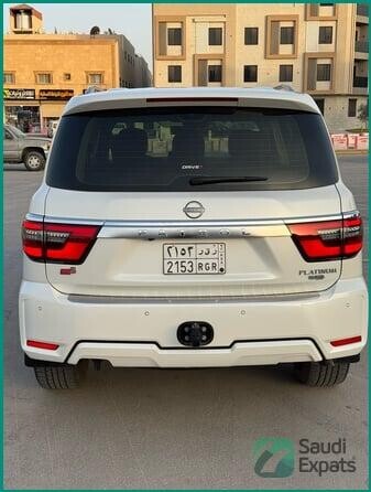 2023-nissan-patrol-platinum-full-option-for-transfer-big-2