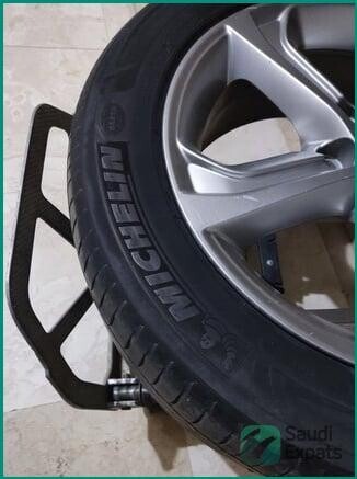 genuine-17-inch-wheels-tires-21555-excellent-condition-big-4