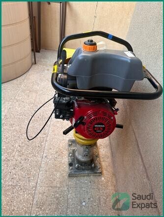 mint-condition-2023-honda-tamping-machine-jubail-big-2