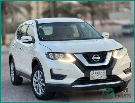 nissan-x-trail-2018-for-sale-in-dammam-big-1