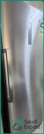 samsung-263-liter-single-door-upright-refrigerator-for-sale-in-riyadh-big-0