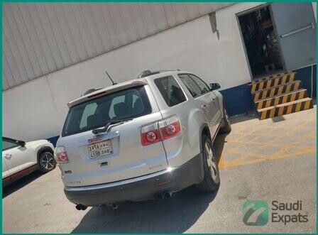 2012-gmc-acadia-full-options-excellent-condition-big-2