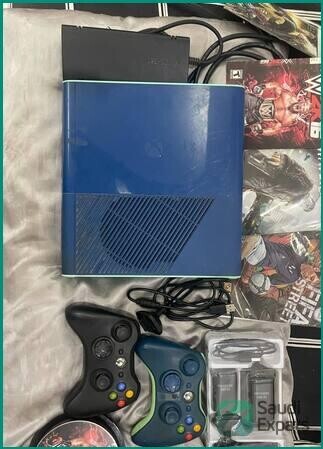 affordable-xbox-360-with-controllers-and-games-for-sale-big-0