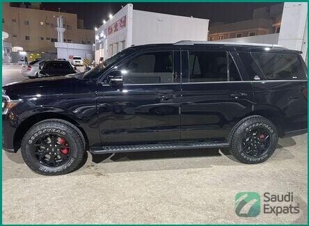 2022-ford-expedition-timberline-off-road-capable-suv-big-2