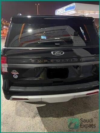 2022-ford-expedition-timberline-off-road-capable-suv-big-4