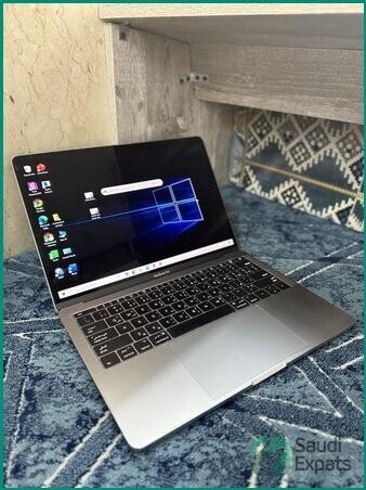 2017-macbook-pro-13-for-sale-excellent-condition-big-3