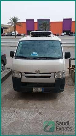 2017-toyota-hiace-van-with-chiller-in-dammam-for-sale-big-0