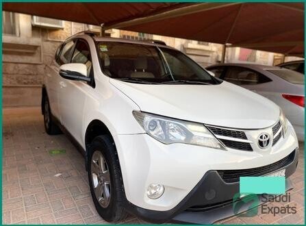 2015-toyota-rav4-xle-for-sale-in-khobar-big-0