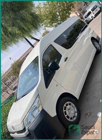 rent-a-2023-toyota-hiace-bus-with-driver-in-riyadh-big-0