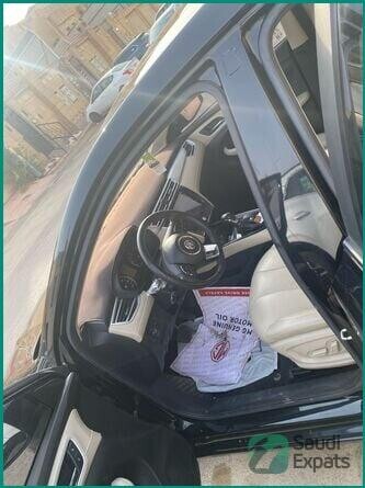 lease-transfer-2022-mg-5-in-excellent-condition-riyadh-big-2