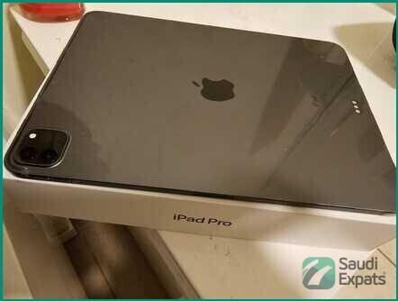apple-ipad-pro-11-inch-3rd-gen-2021-for-sale-excellent-condition-big-3