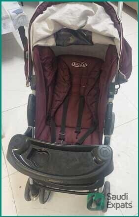 graco-baby-stroller-in-excellent-condition-jubail-big-1