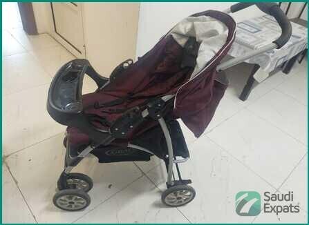graco-baby-stroller-in-excellent-condition-jubail-big-2