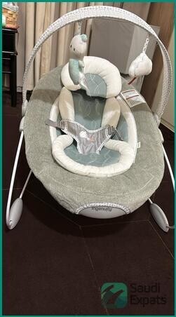 ingenuity-baby-bouncer-for-sale-in-khobar-excellent-condition-big-0