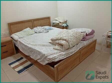 king-bed-wardrobe-and-dressing-table-set-for-sale-in-jubail-big-2