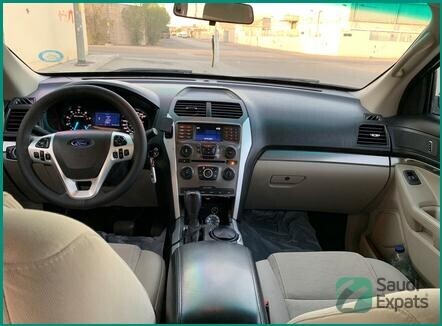 2014-ford-explorer-automatic-275000-km-al-tayseer-jeddah-big-3