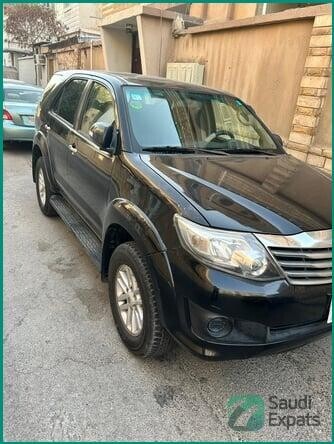 2015-toyota-fortuner-for-sale-in-dammam-automatic-310000-km-big-1