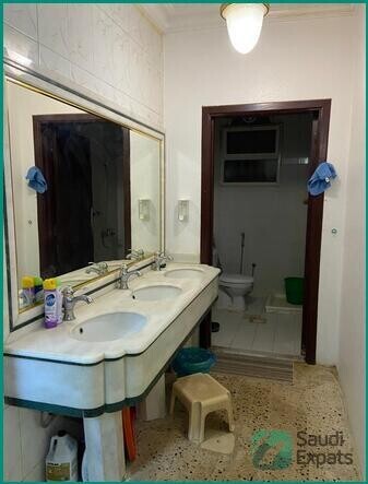 fully-furnished-1-br-executive-bachelor-room-for-rent-in-riyadh-exit-8-big-1