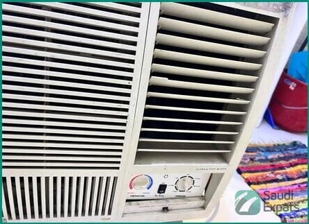 well-maintained-hot-cold-window-ac-for-sale-in-riyadh-big-0