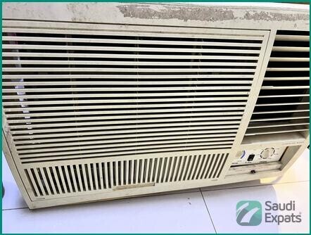 well-maintained-hot-cold-window-ac-for-sale-in-riyadh-big-1