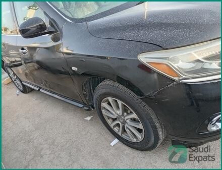 2013-nissan-pathfinder-suv-for-sale-in-riyadh-big-2