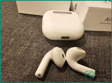 apple-airpods-4th-gen-with-anc-al-sulaymaniyyah-big-3