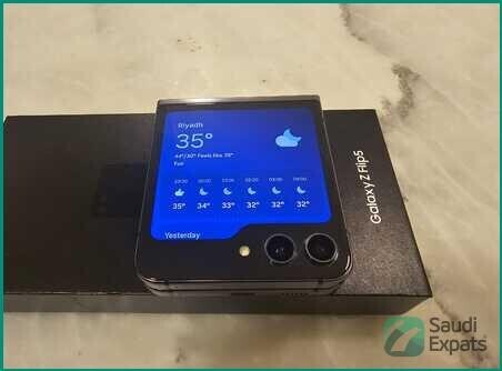 samsung-galaxy-flip5-512gb-in-graphite-al-sulaymaniyyah-big-0