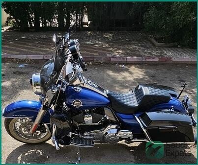 fully-loaded-custom-harley-davidson-road-king-2010-in-riyadh-big-1