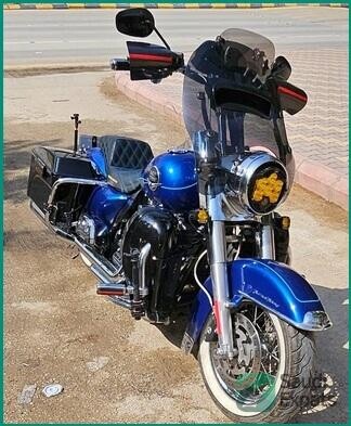 fully-loaded-custom-harley-davidson-road-king-2010-in-riyadh-big-2