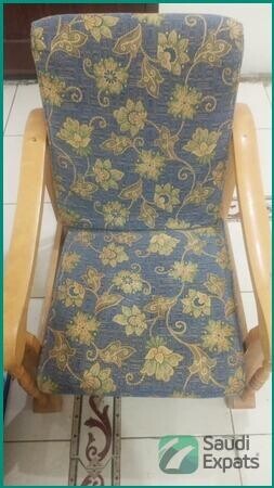 free-household-items-in-khobar-bed-tables-sofa-hot-plate-big-1