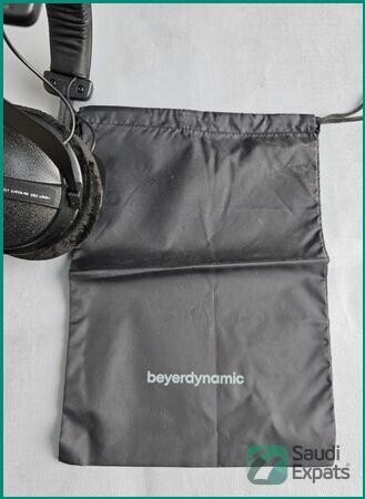 beyerdynamic-dt-770-pro-250-ohm-headphones-dammam-big-4