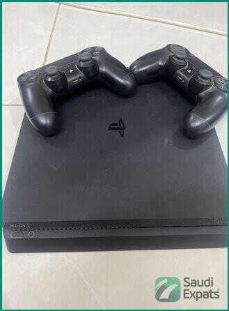 buy-ps4-slim-1tb-with-controllers-excellent-condition-big-1