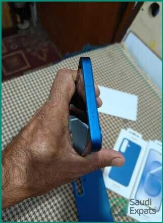 samsung-galaxy-s25-plus-512gb-for-sale-in-khobar-big-4