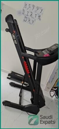 high-quality-treadmill-in-excellent-condition-for-sale-big-0