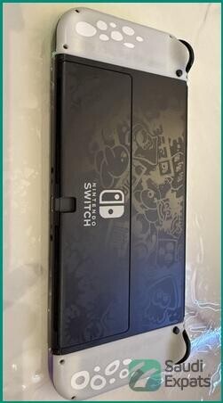 nintendo-switch-oled-splatoon-3-edition-riyadh-big-2