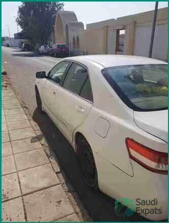 2011-toyota-camry-with-manual-gear-for-sale-in-jeddah-big-3