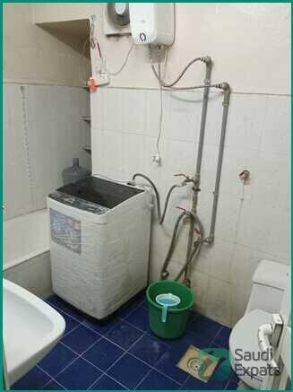 furnished-2bhk-family-flat-in-al-batha-with-appliances-for-25000-saryear-big-4