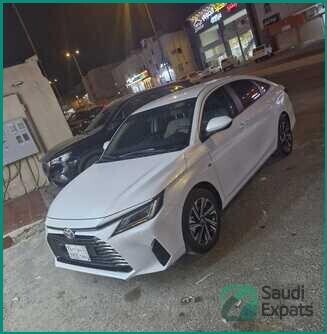 2024-toyota-yaris-y-for-sale-in-mecca-big-4