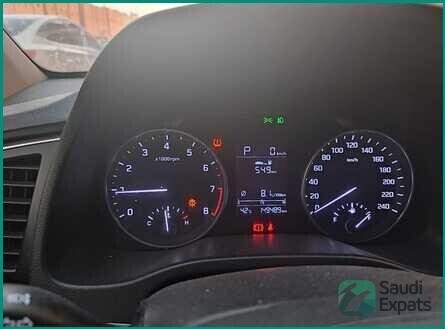 2018-hyundai-elantra-for-sale-in-riyadh-clean-well-maintained-big-3