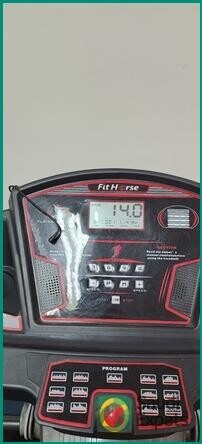 motorised-treadmill-for-sale-in-madinah-great-condition-big-2