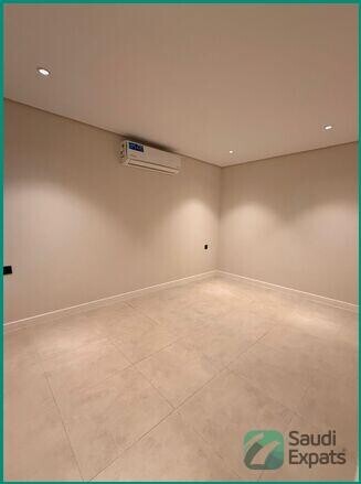 luxury-2-bedroom-apartment-with-amenities-in-madinat-al-umal-al-khobar-big-4