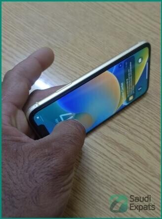 apple-iphone-xr-128gb-for-sale-in-medina-big-3