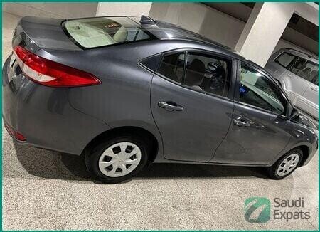 2022-toyota-yaris-y-for-sale-excellent-condition-jeddah-big-3