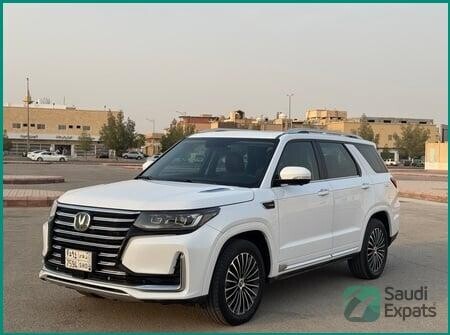 changan-cs95-2021-suv-full-option-90000-km-riyadh-big-1