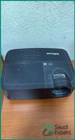 infocus-in118hdxc-3d-ready-data-projector-for-sale-in-jubail-big-0